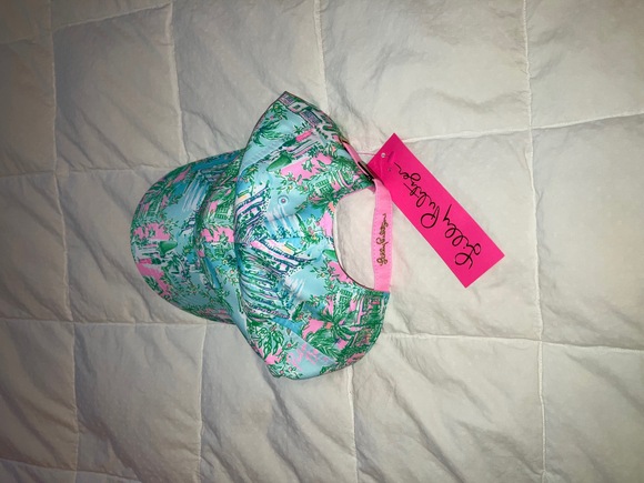 Lilly Pulitzer Run Around Hat in Lilly Loves Palm Beach - NWT - Picture 3 of 6
